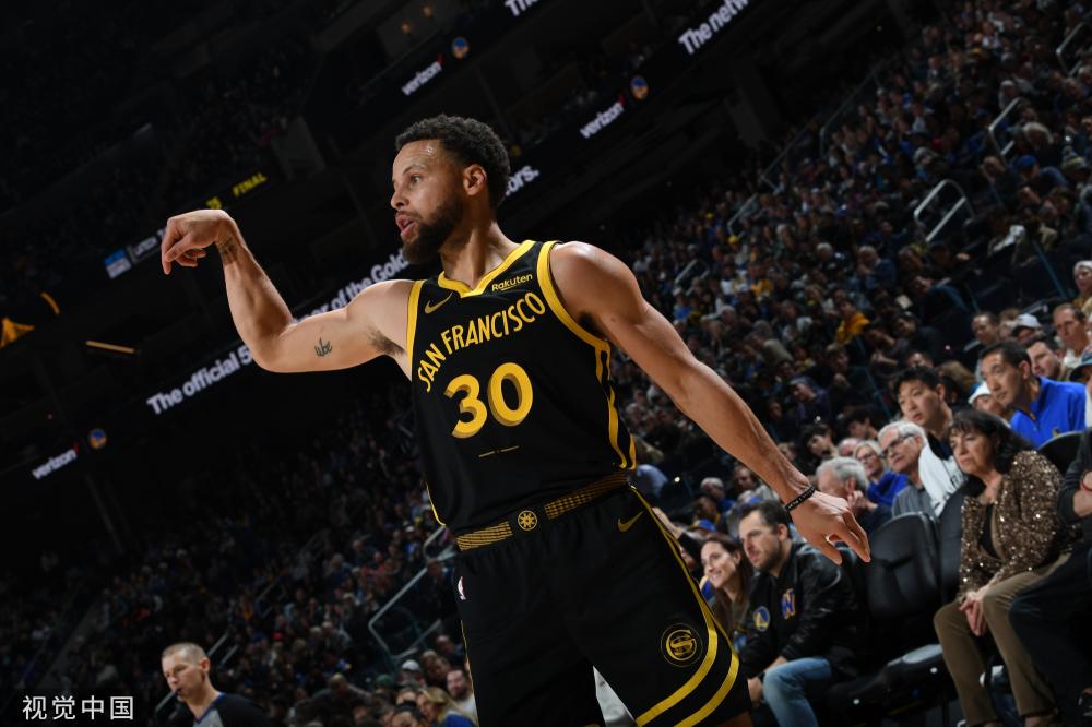 年轻中场凯 年轻中场凯