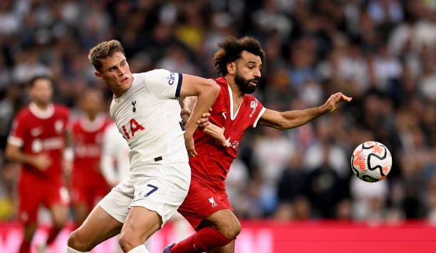 夺得跑动距 夺得跑动距