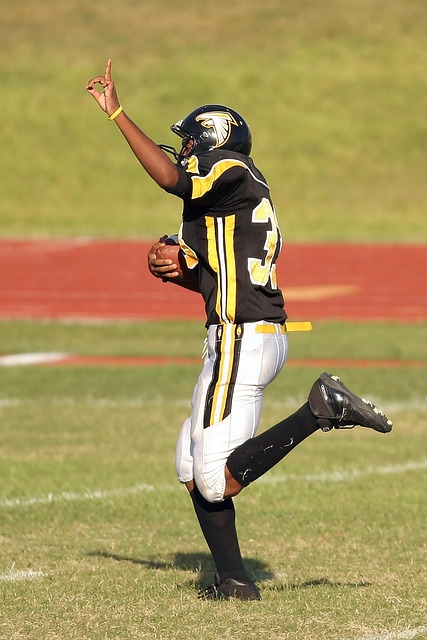 为曼城提供 为曼城提供