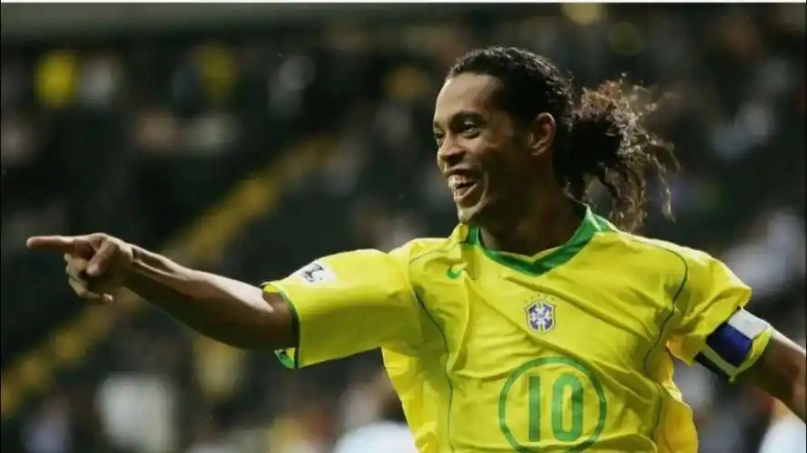 冠军再小也 冠军再小也