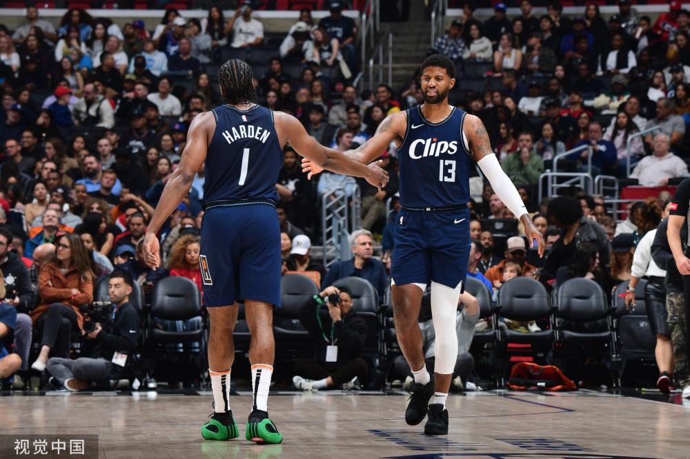 在足球这个 在足球这个