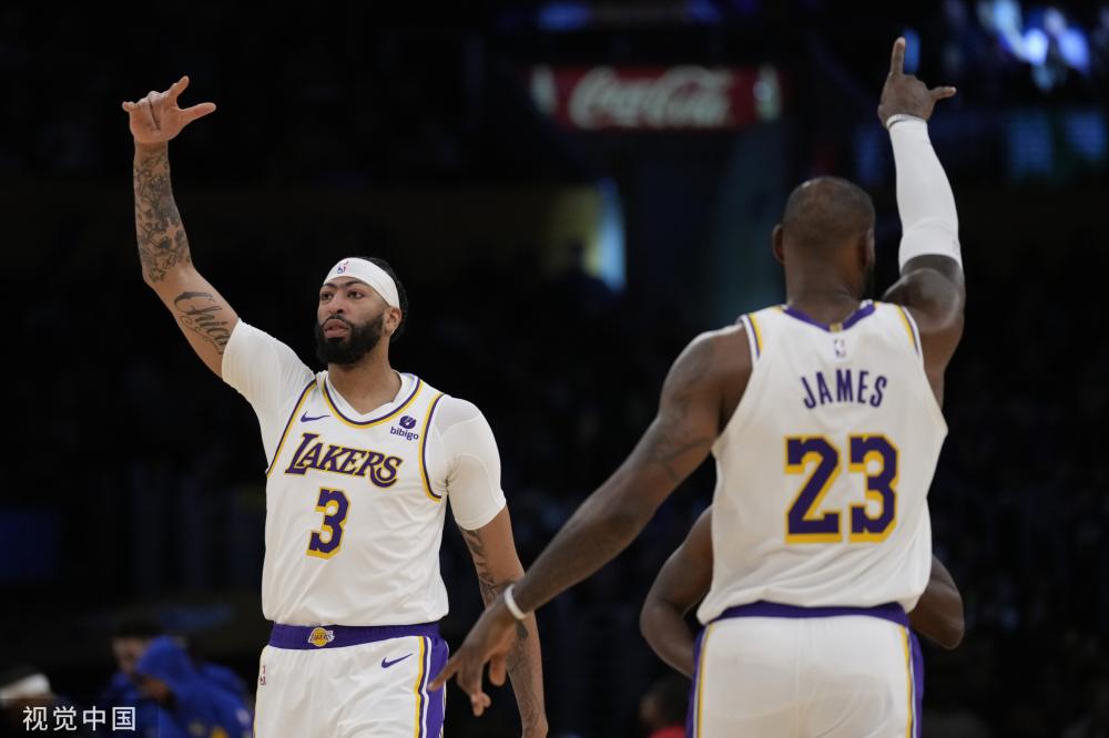 接应左路传 接应左路传