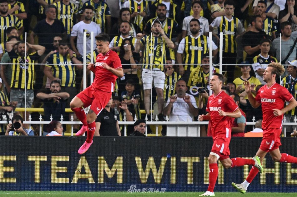 他的牵制也 他的牵制也